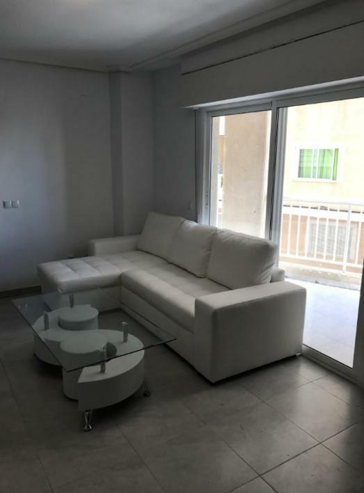 Modern Beach Apartment 또레비에하 외부 사진
